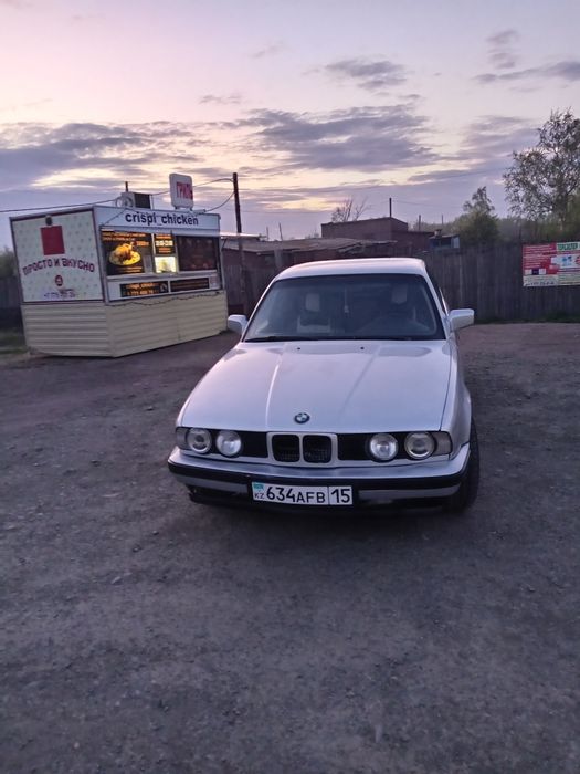 Продам хорошо машина