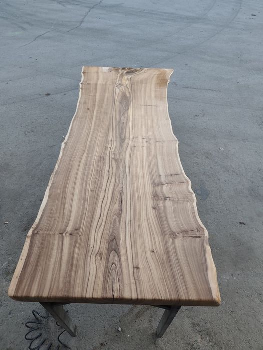 Столешницы из слэбов карагача