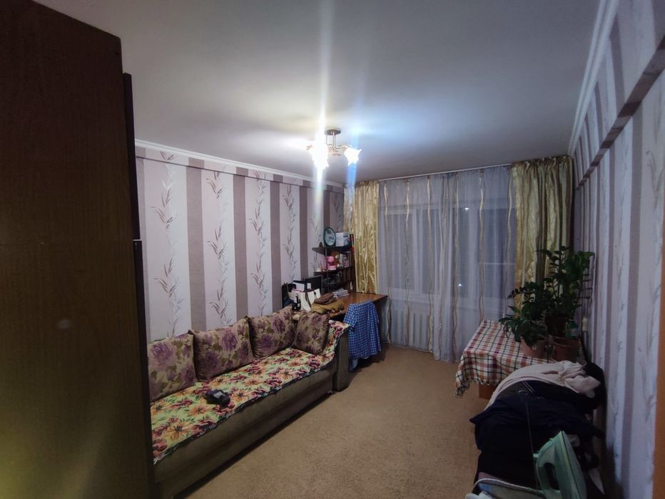 Продам 3 -комнатную квартиру