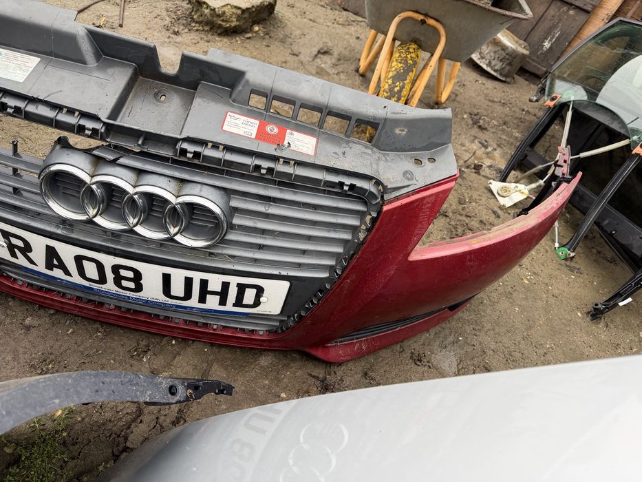 Bara fata trager radiatoare faruri Audi A3 8P Facelift