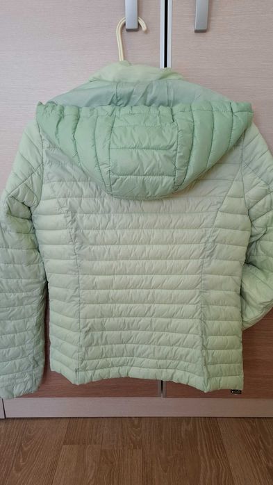 Дамски пролетни якета