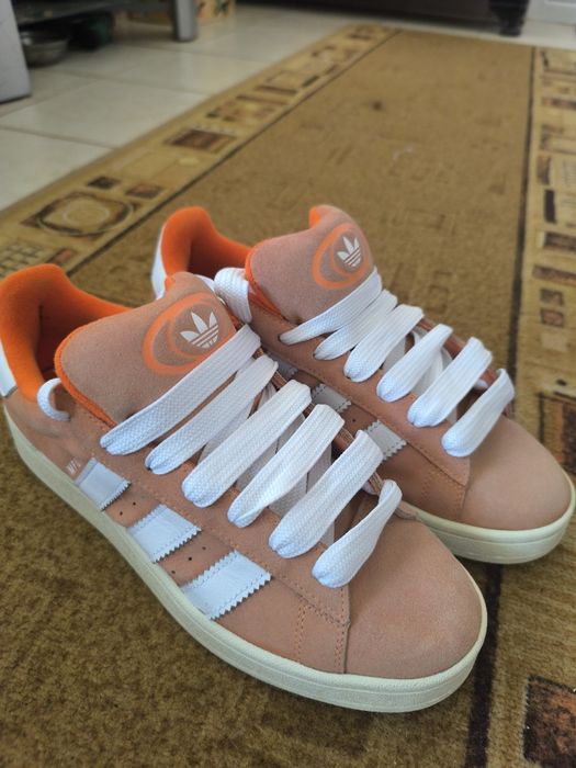 Vând Adidas campus mărimea 42.5