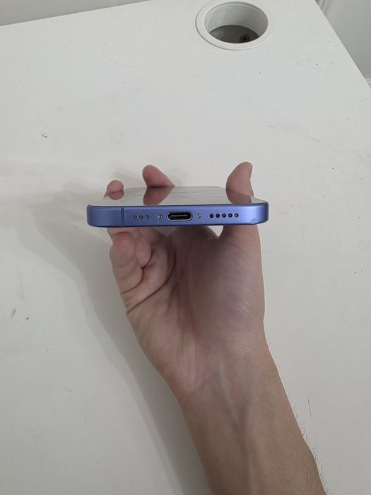 IPhone 16 на 256гб