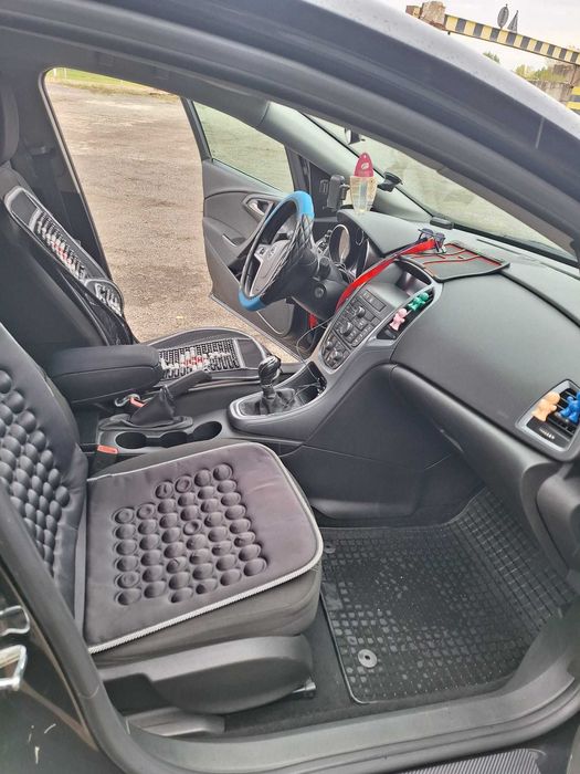 Opel Astra J 2015 hatchback