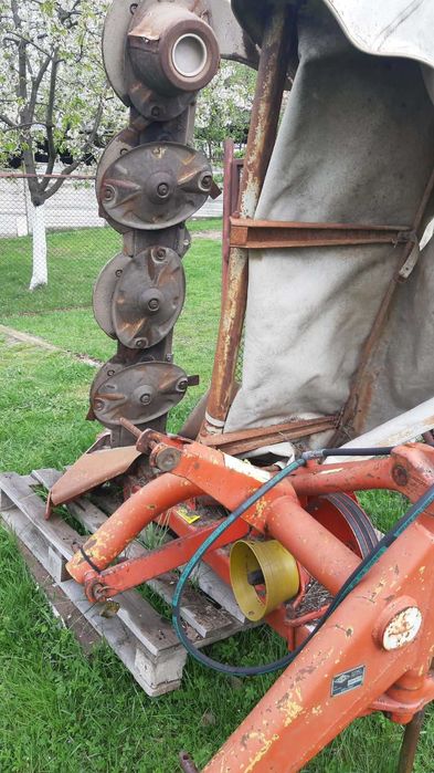 Coasa mecanica Kuhn de 1,65 .Masina de taiat iarba. Mig inprastiat azot .