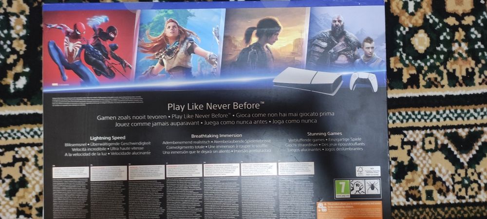 Игровой приставкв Плайстейшен