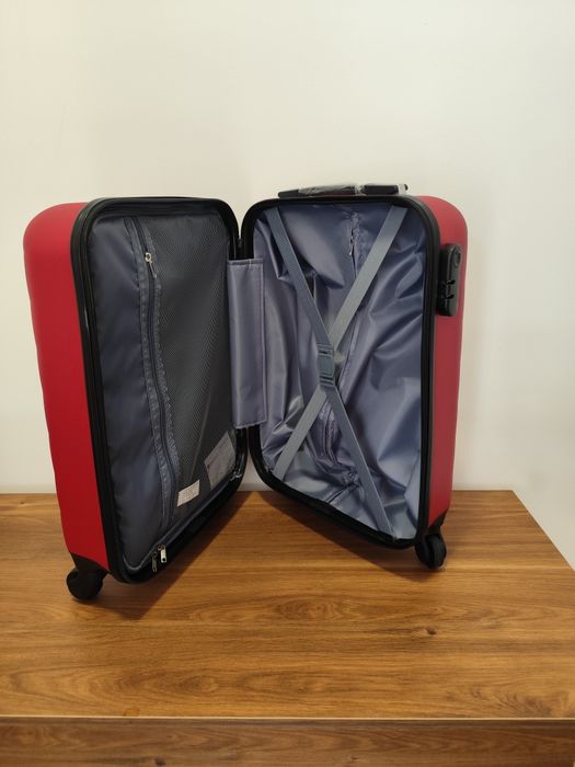 Куфар за ръчен багаж