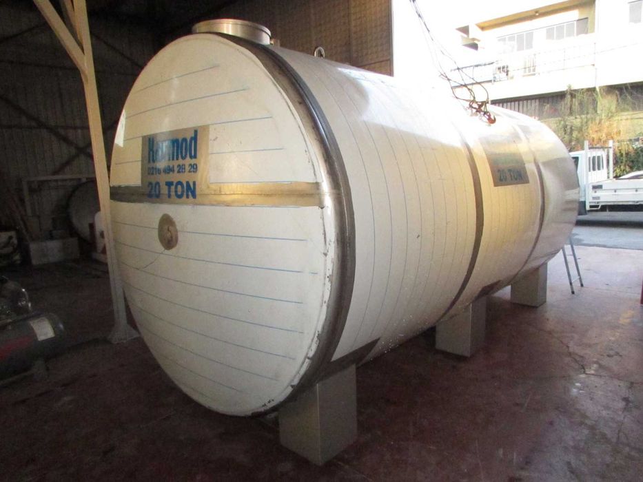 20000л/20м3/20т/Цистерна/Хром-никел/неръждаема стомана/Цистерни за УАН