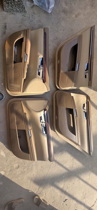 Продам W221 обшывки и торпедка