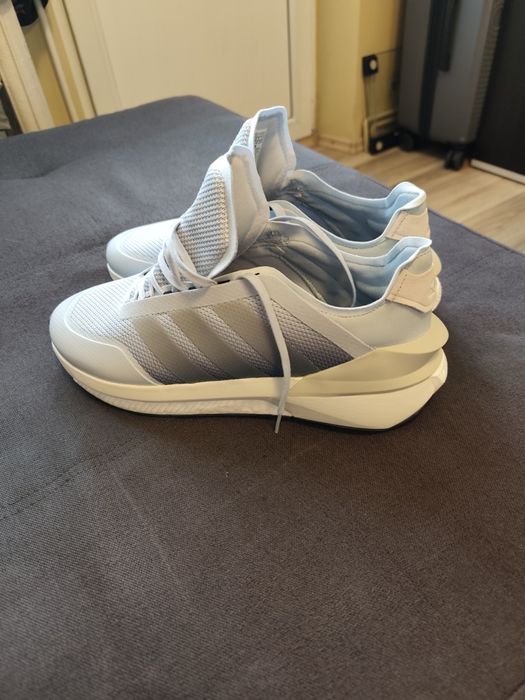 Adidași Boost Avryn ADIDAS SPORTSWEAR - gri