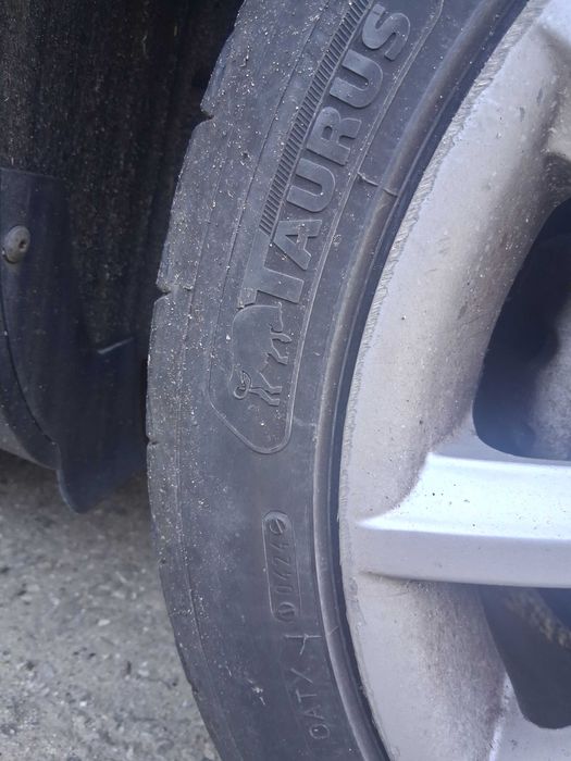 Продавам Джанти с гуми