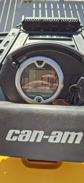 Can Am Outlander 800R an 2012