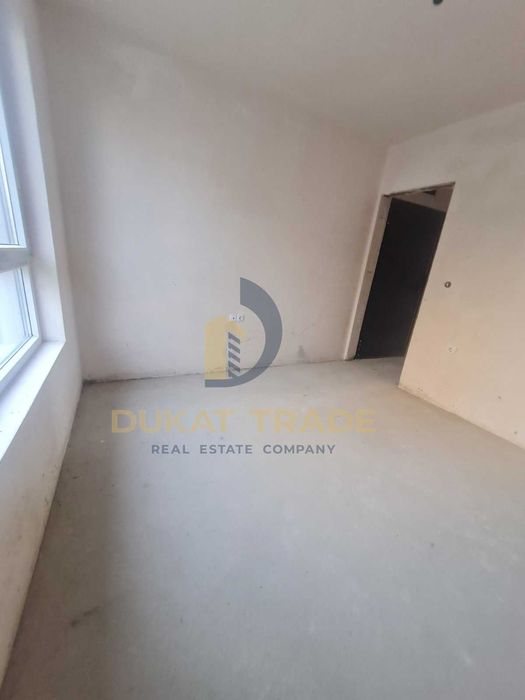 Продава се Тристаен апартамент в Варна, Колхозен пазар - 100 кв.м за 1493 €/кв.м - Снимка #7