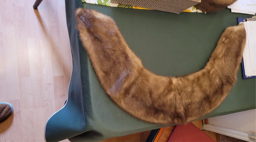 caciula de nurca si guler, noi in cutie