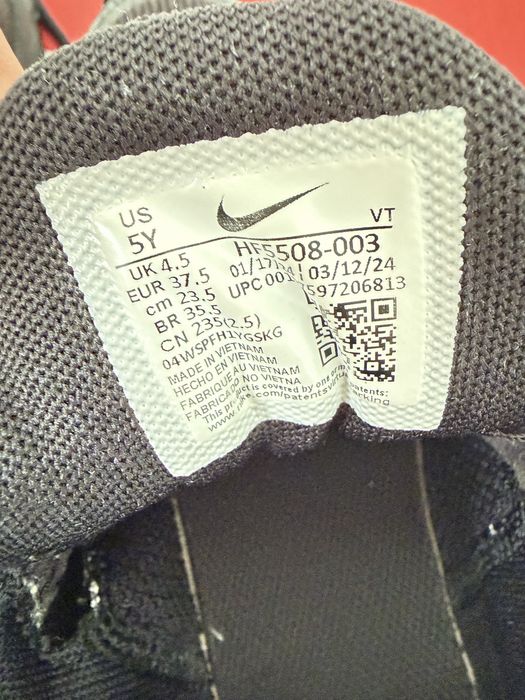 Маратонки Nike air max Pulse