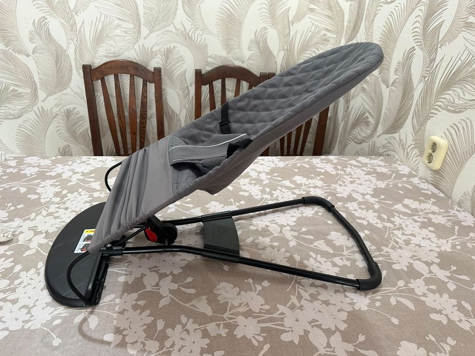 Продам детский шезлонг