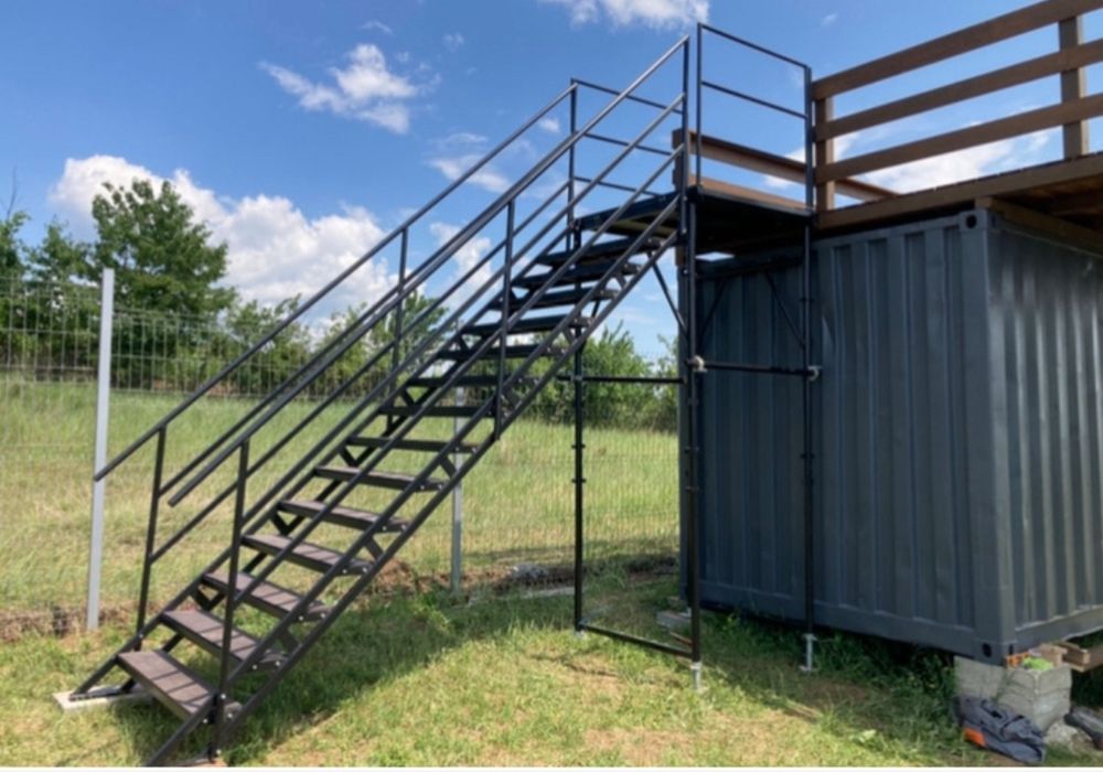 Scara exterior profesionale galvanizata