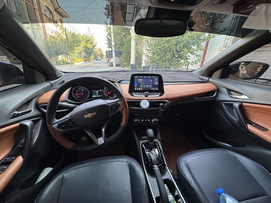 Tracker 2 Premier