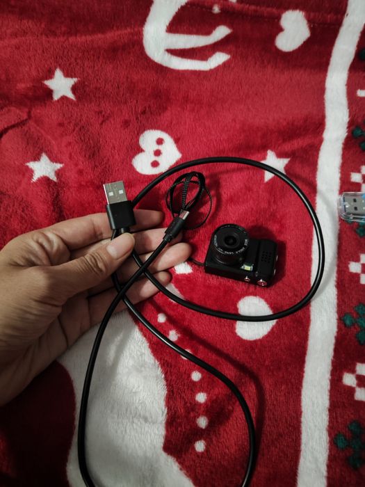 Мини ретро камера со вспышкой 8gb