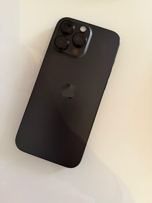 Iphone 16 pro max 512 GB  батарея 93%