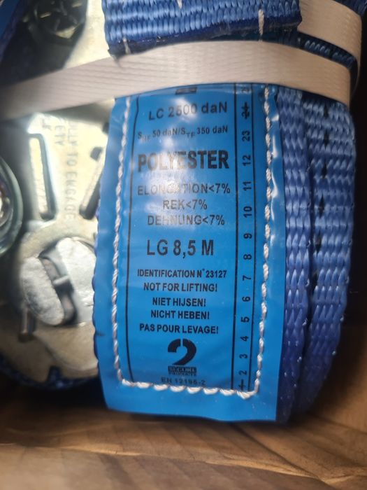 Centuri chingi cu crichet  lemne ancorare marfa tir camion