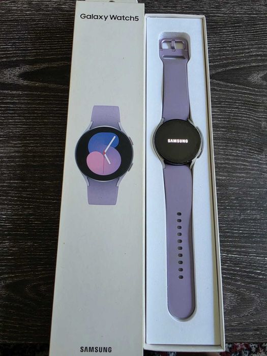 Ceas Samsung Watch 5 de dama