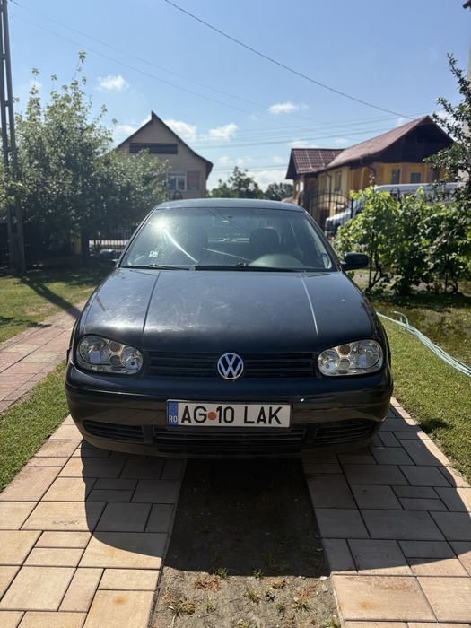 VOLKSWAGEN Golf 2003