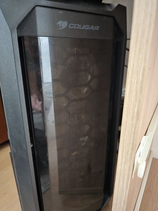 Компютър DDR3 intel 4570 rx570 4gb rtx 4060