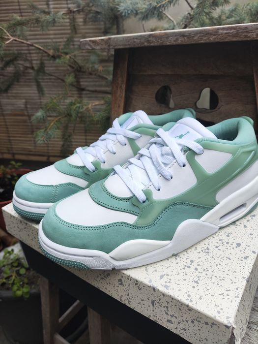 Nike Air Jordan 4 RM