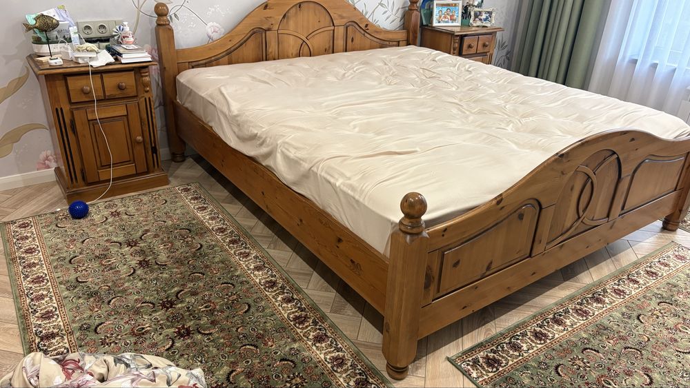 Кровать 180/200 дерево