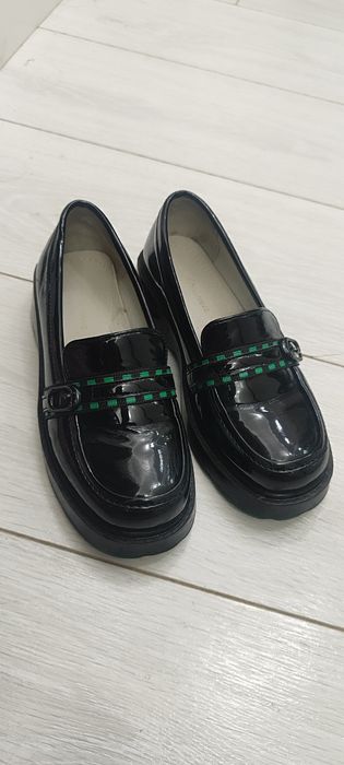 Туфли для девочки школьные