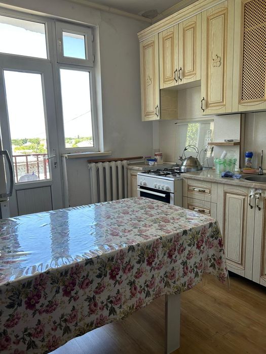 4-хкомн кв,107 кв.м., Бином,химпоселок