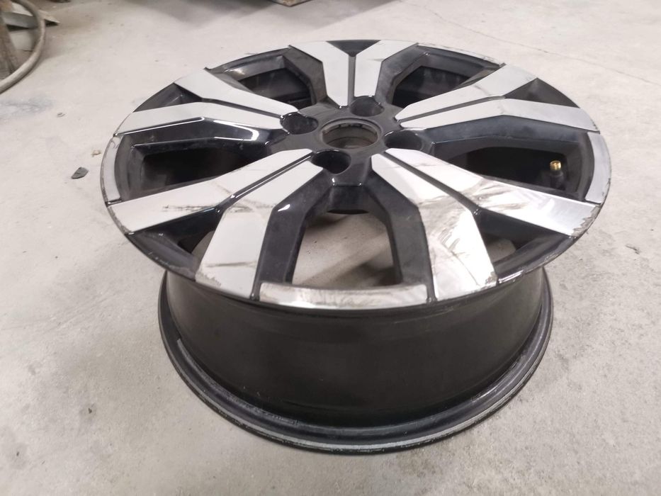 Джанта 6,5 J16 CH4-45 Дачия Логан 3 [ - ], Сандеро 3 [ - ] Оригинална