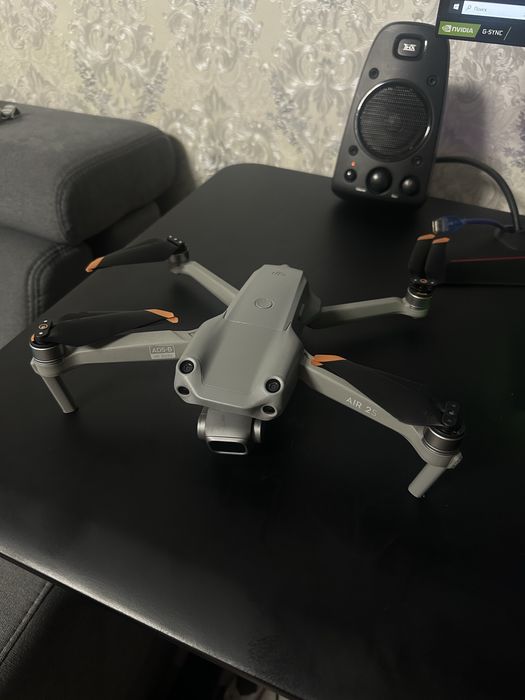 DJI AIR 2S дрон квадрокоптер