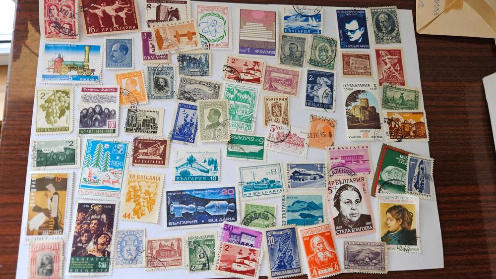 Продавам Стари пощенски марки