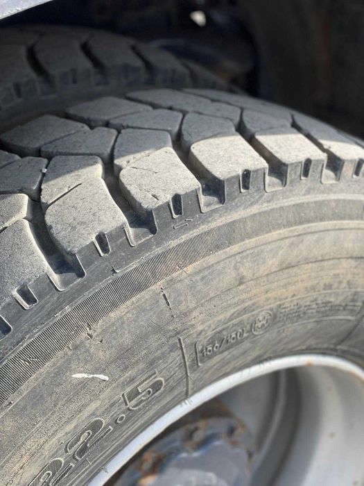 Autoutilitara sararita man tga 18.360