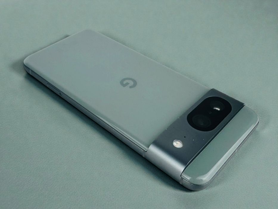 Google Pixel 8 5G 128GB 8RAM Hazel Перфектен! Гаранция!