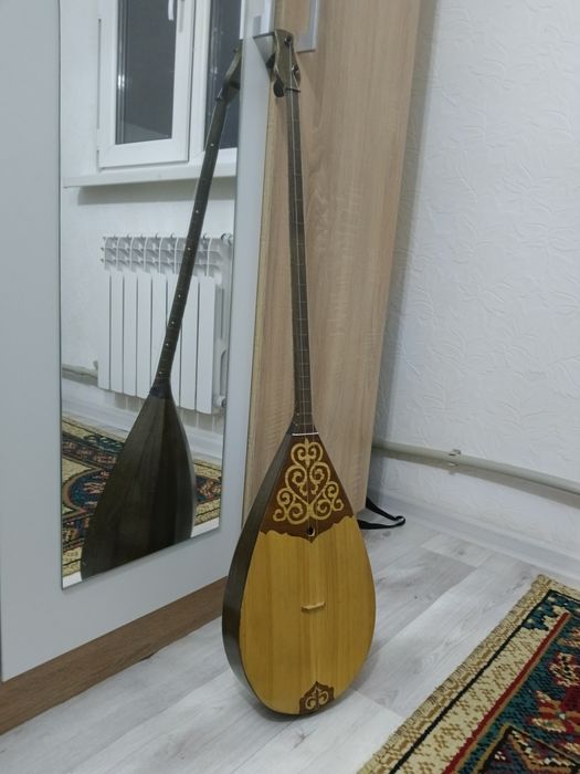 ДОМБЫРА. Домбыра