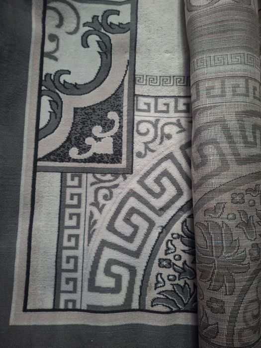 Продам отличный ковёр