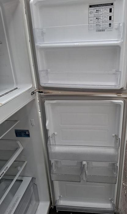 Самсунг инвектор холоделник сотилади.