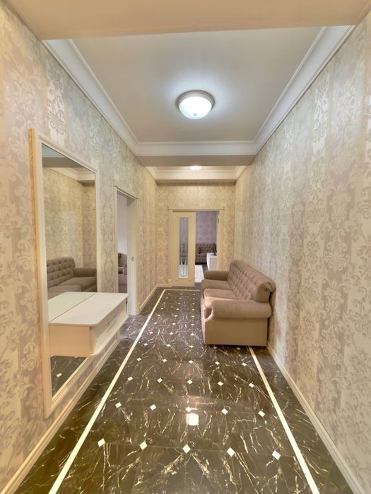 Срочно 2хком 80м Голден Хаус на Алайском