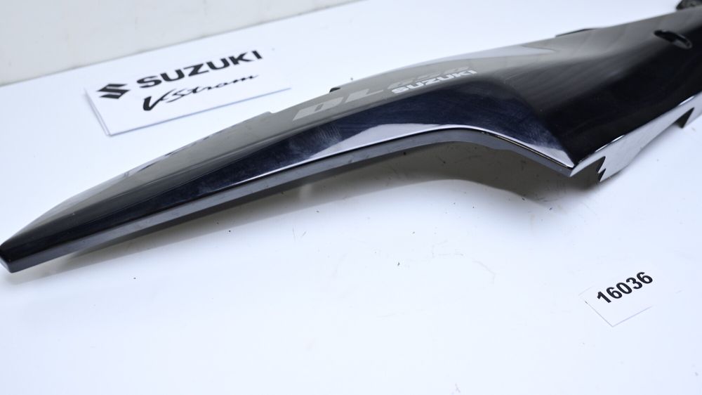 Carena Codita Spate Dreapta Suzuki DL 650 V Strom VStrom V-Strom 2004