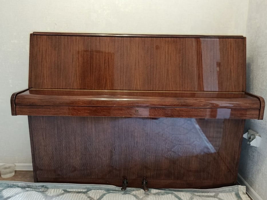 Пианино Rönisch de luxe