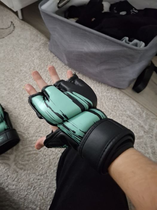 Перчатки для мма без пальцев