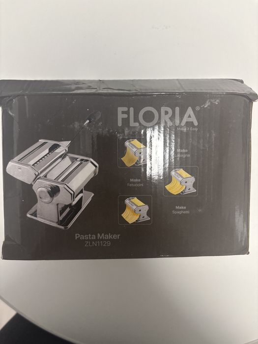 Masina de facut paste