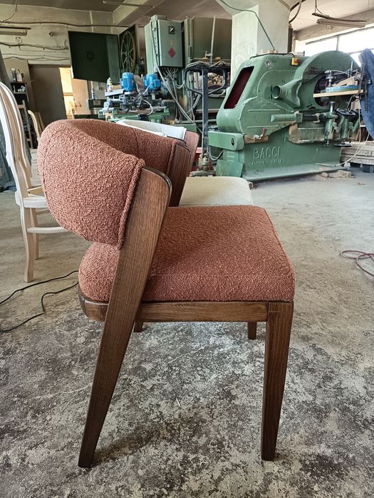 Scaune premium din lemn masiv