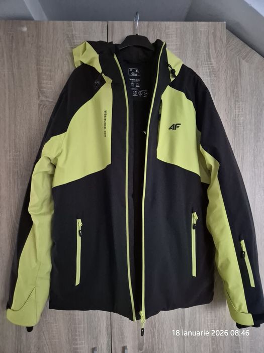 Geaca de iarna noua 4F
