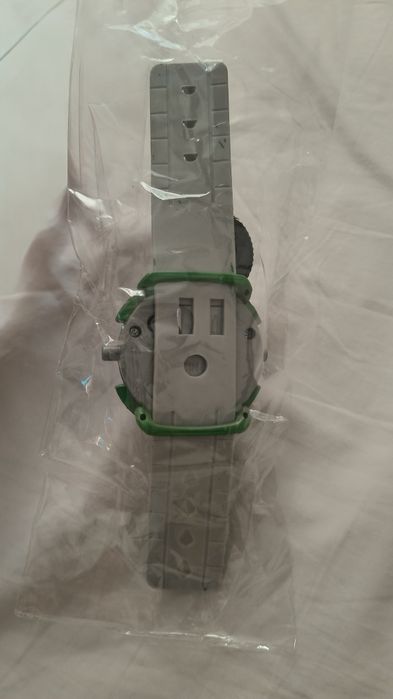 OMNITRIX Ceas proiector Ben10, jucarie interactiva, 2 carduri, 21x5.5x4cm