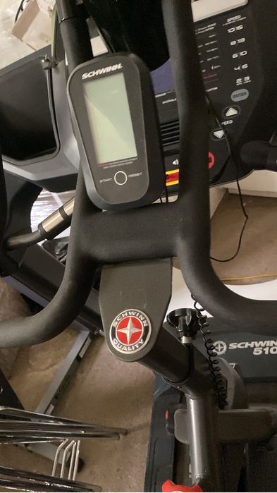 Велотренажер schwinn