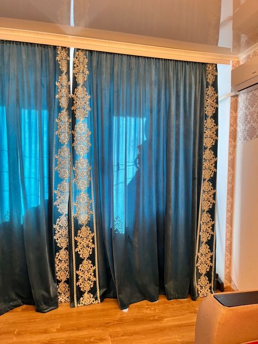 Продам шторы с тюлями